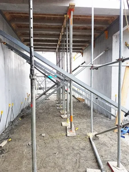 Builders Prop