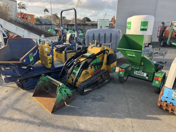 Dingo mini bobcat skid steer