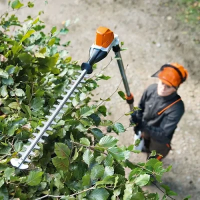 Pole Hedge Trimmer - Battery