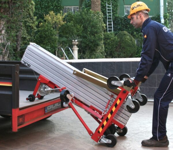 Material Lifter Manual - 220kg to 5.15m - Image 2